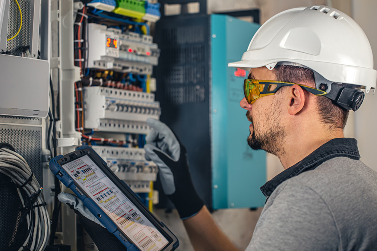 Industrie und Gewerbe bei Elektro-Montagen-Wohlfahrt in Pößneck